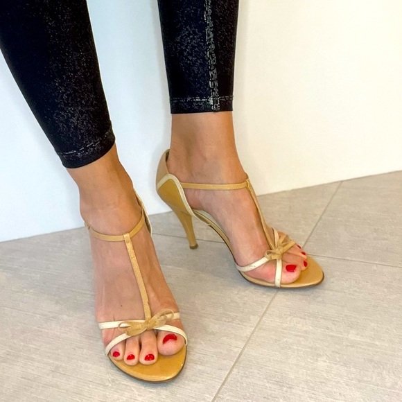 Nine West heels tan & cream. - Picture 1 of 5